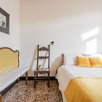 Canal View Luxury Heritage Retreat 2 Bedroom
