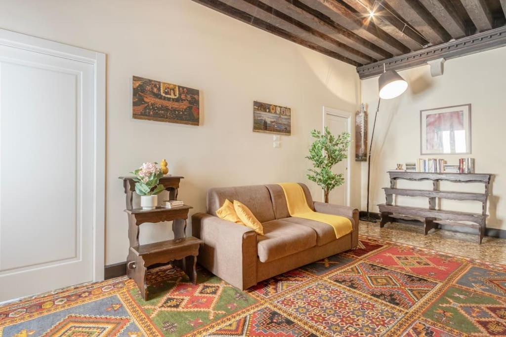 Canal View Luxury Heritage Retreat 2 Bedroom Appartement Venise